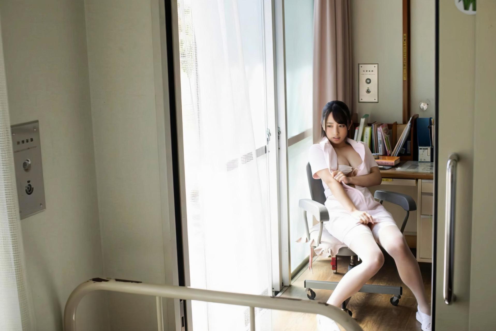 Mizuki Takanashi 高梨瑞樹, ギルドデジタル写真集 「綺麗なお姉さんはナース」 Set.02(7)