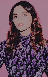 Jenna Louise Coleman  KxQ8PhBS_o