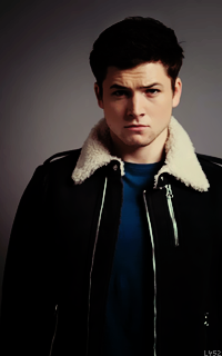 Taron Egerton VDdr5Zx5_o