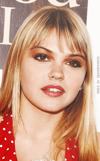 Aimee Teegarden 2ec1vMQy_o