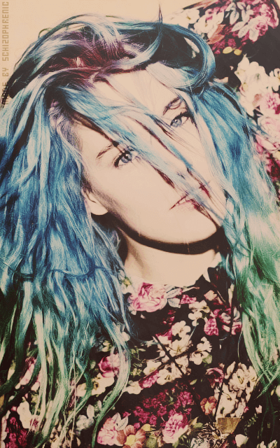 Chloe Norgaard PGDXRRPq_o