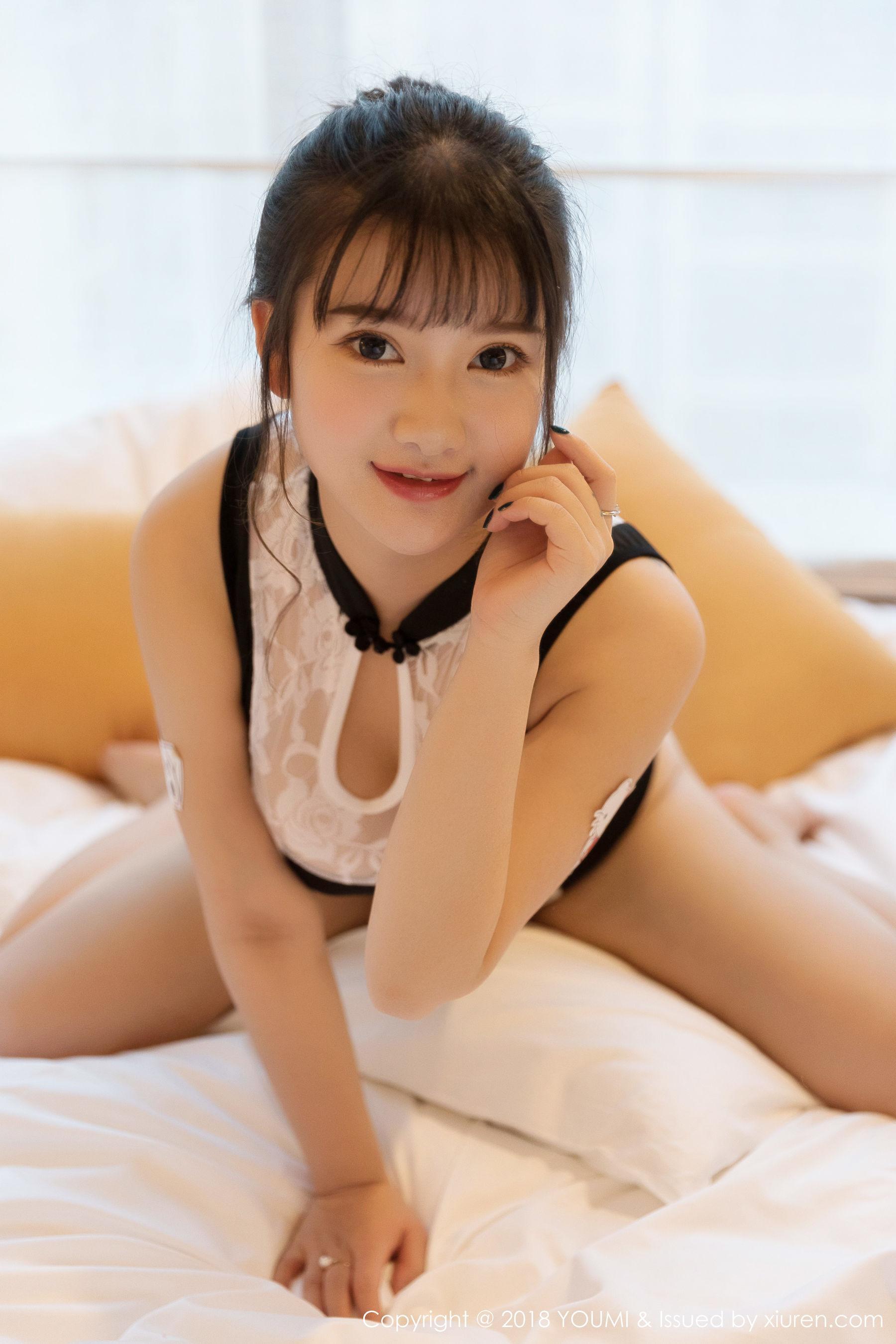 小尤奈《镂空古典风内衣诱惑》 [尤蜜荟YouMi] Vol.250 写真集(8)